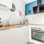아파트 Avec Piscine, Entre Plage, Port Et Falaises 아그