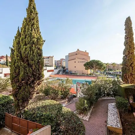 Avec Piscine, Entre Plage, Port Et Falaises Agde