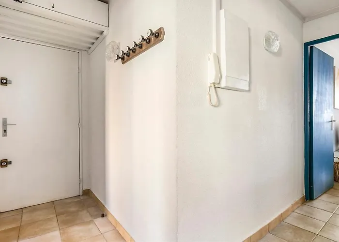 Avec Piscine, Entre Plage, Port Et Falaises * Agde